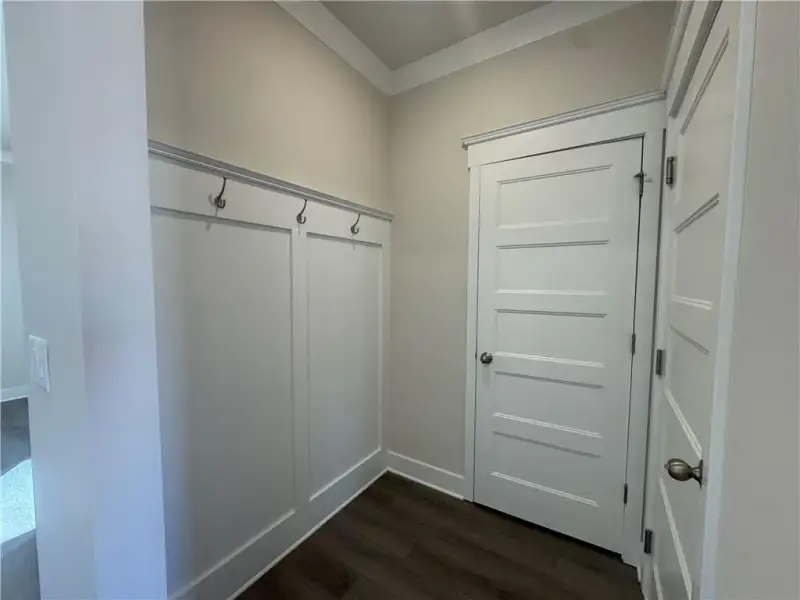 Spacious, unfurnished interior of a new home in Rosewood Lake Estates, Hoschton (Image 28).