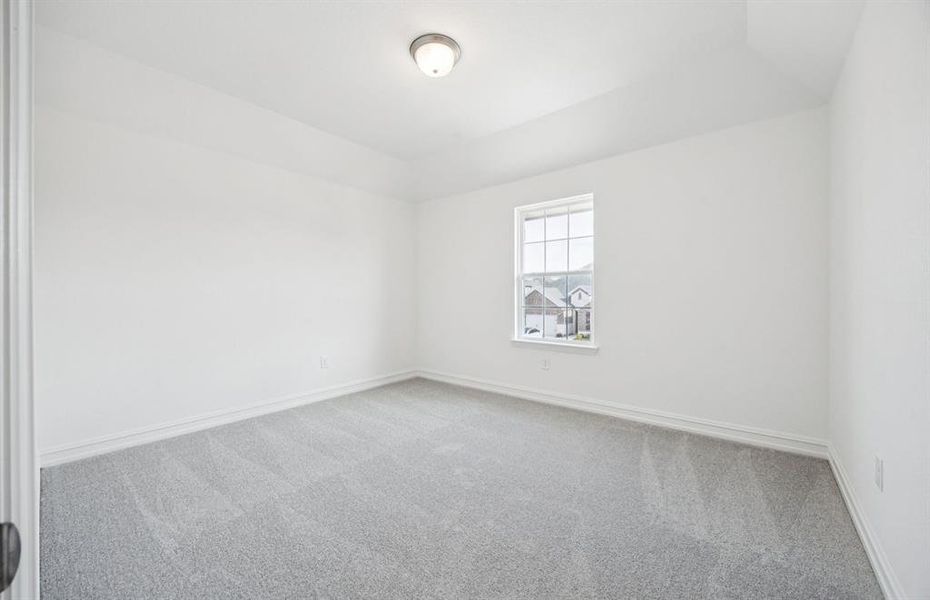 Secondary bedroom