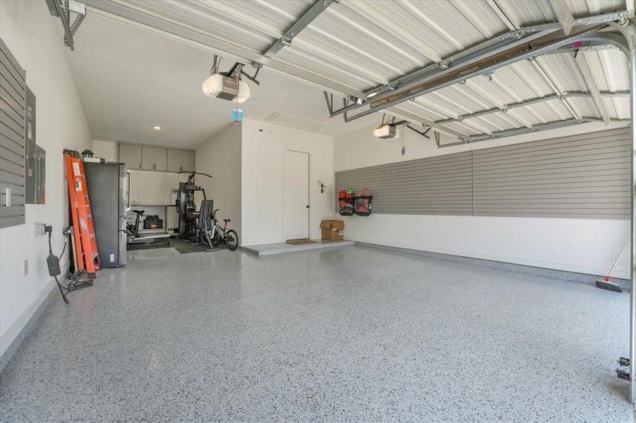 Spacious, unfurnished interior of a new home in Star Trail, Prosper (Image 22).