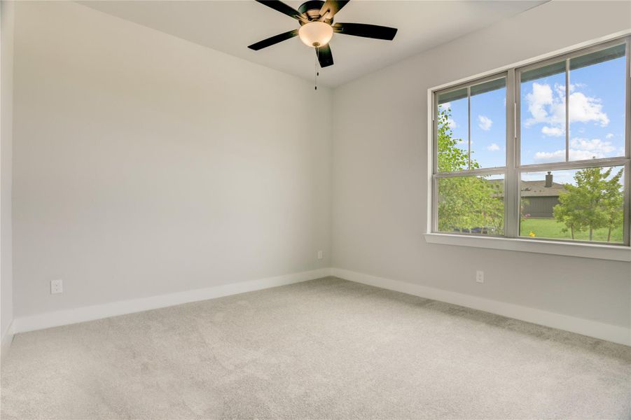 Spacious, unfurnished interior of a new home in Fulshear Lakes Gardens, Fulshear (Image 21). Spacious, unfurnished interior of a new home in Fulshear Lakes Gardens, Fulshear (Image 21).