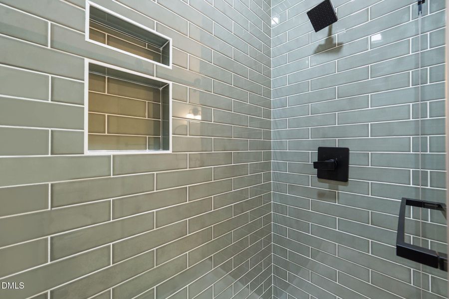 76-web-or-mls-_RAD7704