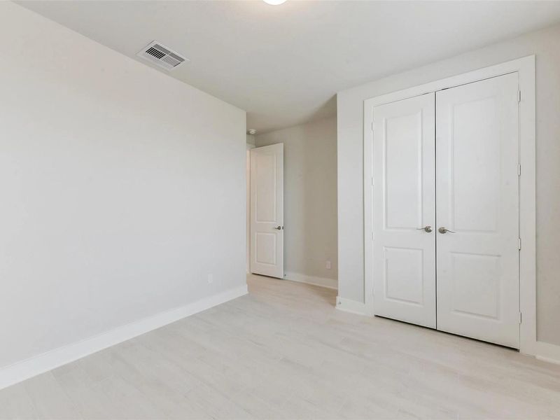 Spacious, unfurnished interior of a new home in Lago Mar, Texas City (Image 29). Spacious, unfurnished interior of a new home in Lago Mar, Texas City (Image 29).