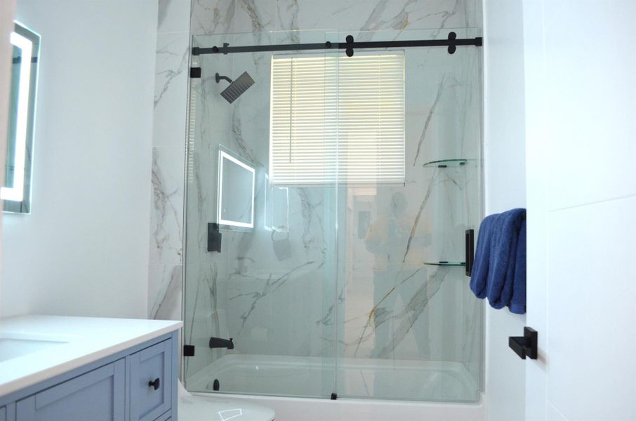 Furnished interior view inside a new home in , Clewiston (Image 7).