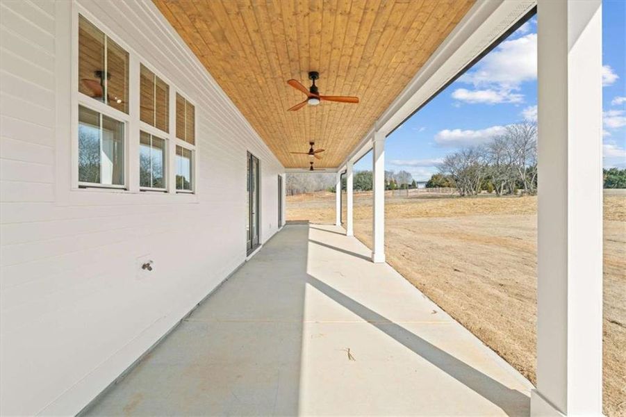 Exterior details and patio area of a home in , Carrollton (Image 31).