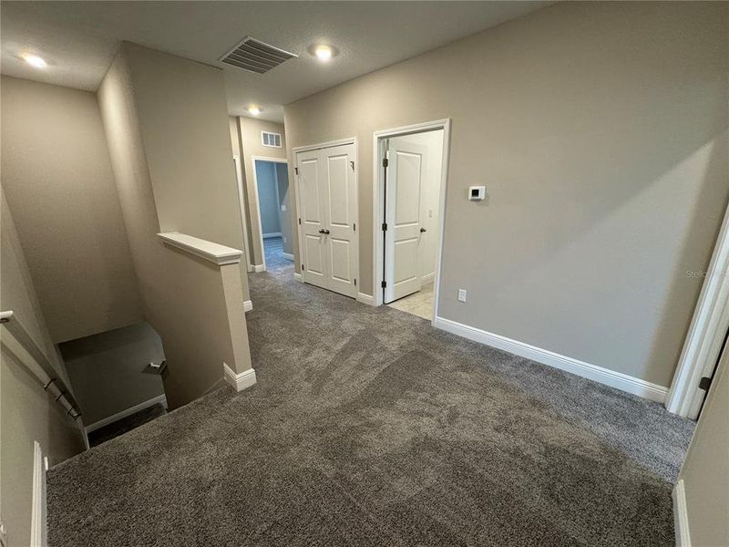 Spacious, unfurnished interior of a new home in Hamlin Ridge, Winter Garden (Image 34).
