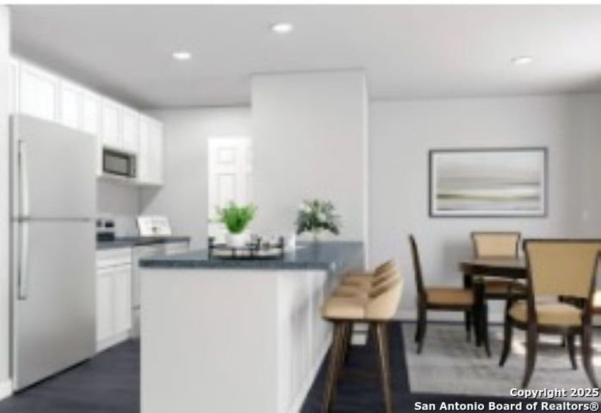 Furnished interior view inside a new home in Las Colinas, Kenedy (Image 5).