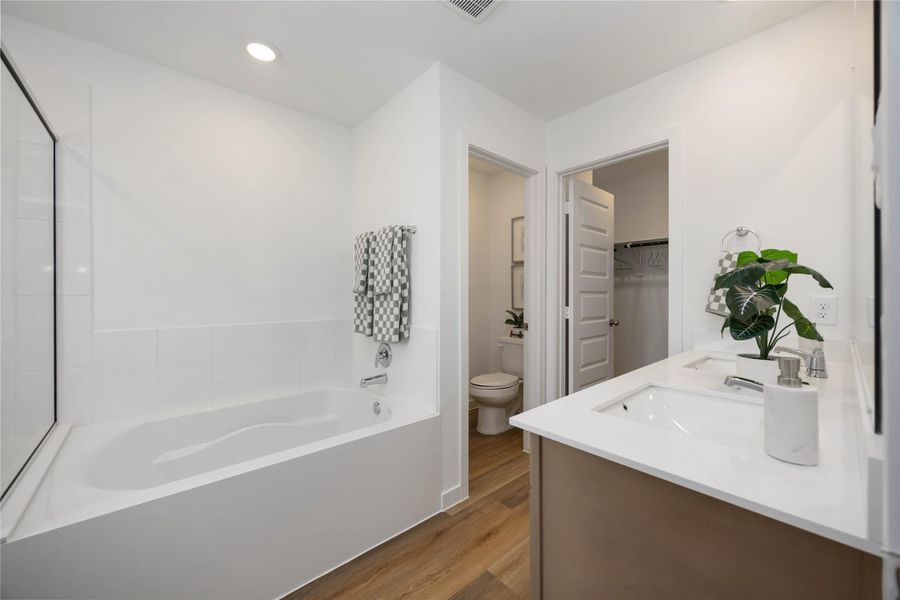 Furnished interior view inside a new home in Pinehaven, Houston (Image 10).