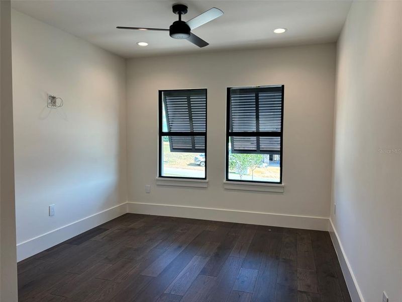 Spacious, unfurnished interior of a new home in , Montverde (Image 11).