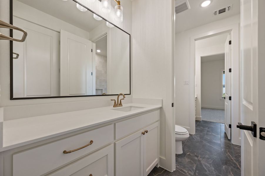 Furnished interior view inside a new home in NorthGlen, Haslet (Image 33).
