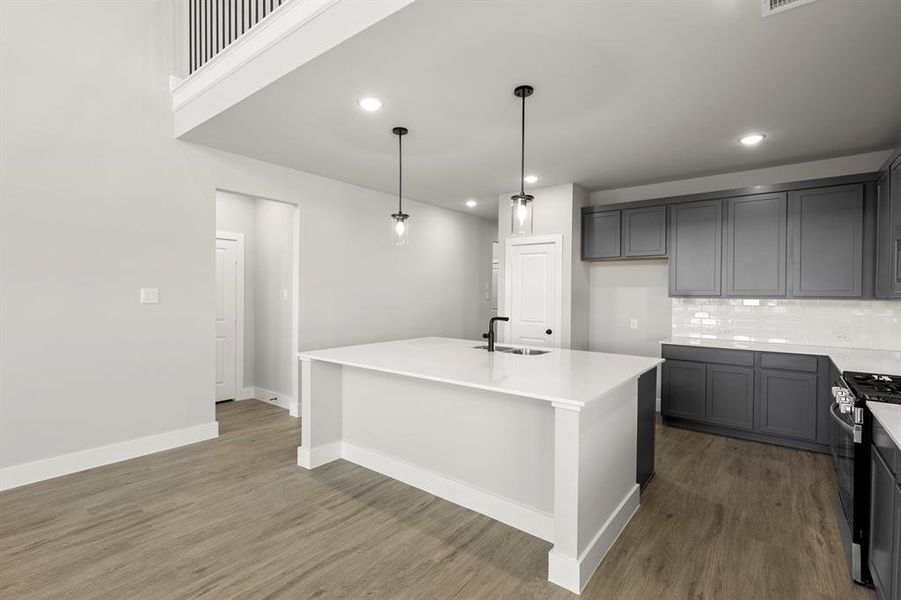 09. 2364 Bell - Kitchen (3) 09. 2364 Bell - Kitchen (3)