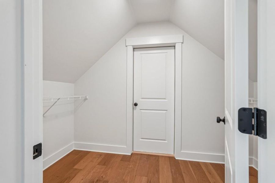 Spacious, unfurnished interior of a new home in Arden on Lanier, Cumming (Image 32).