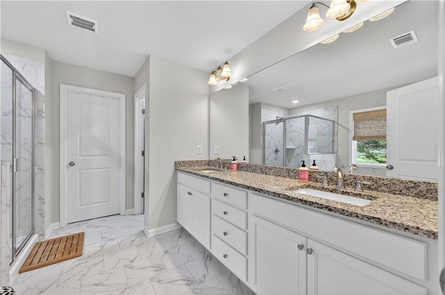 Furnished interior view inside a new home in , Jefferson (Image 38).