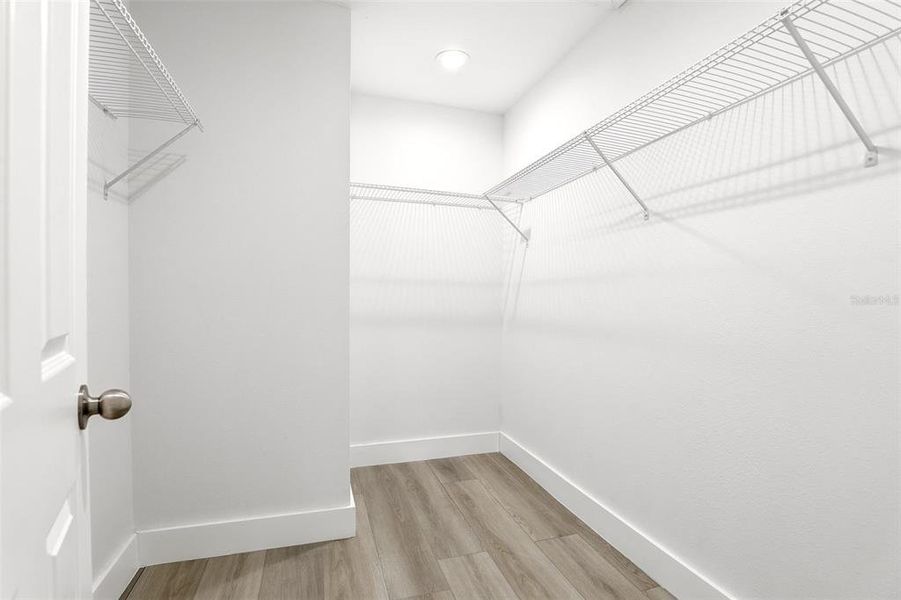 Spacious, unfurnished interior of a new home in , Cocoa (Image 28).