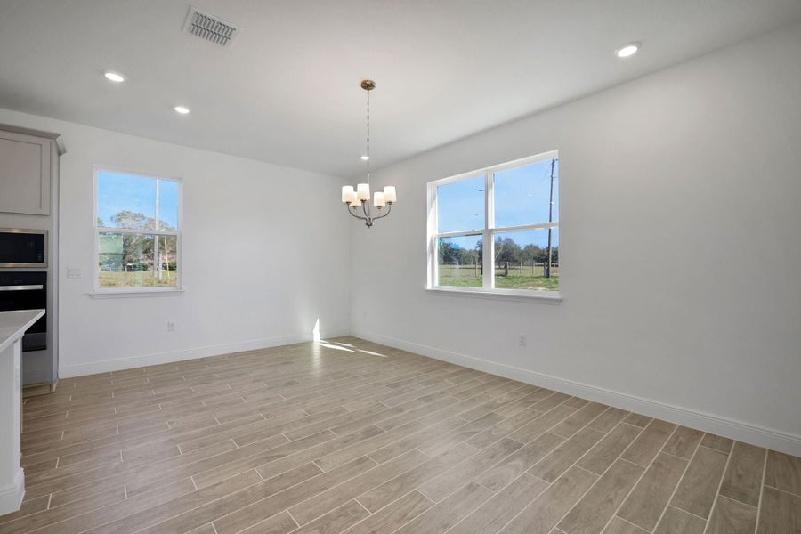 3,038sf New Home in Apopka, FL.  - Slide 38