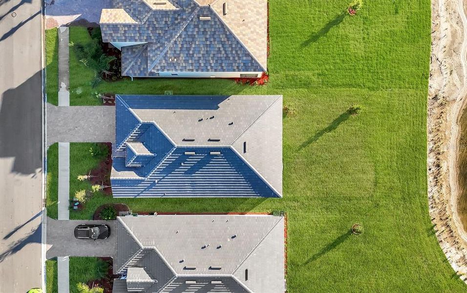 Image 25 of a home in Hampton Lakes at River Hall.