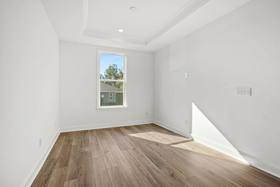 Spacious, unfurnished interior of a new home in Kinsdale, Lancaster (Image 96).