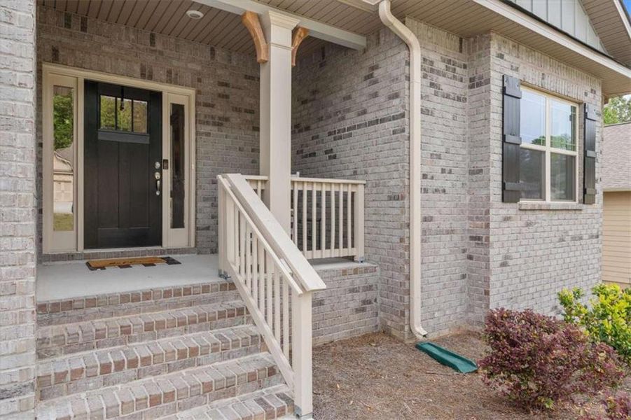 Exterior details and patio area of a home in Saddle Ridge, Bremen (Image 30).