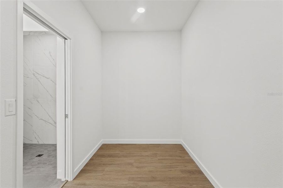 Spacious, unfurnished interior of a new home in , Punta Gorda (Image 14).