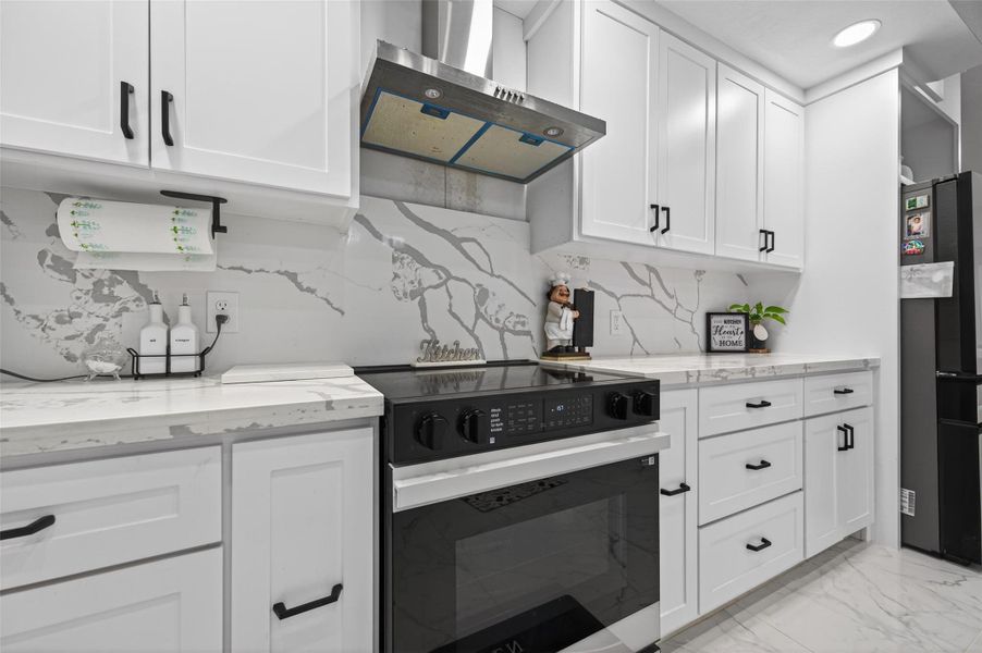 Furnished interior view inside a new home in , Conroe (Image 13). Furnished interior view inside a new home in , Conroe (Image 13).