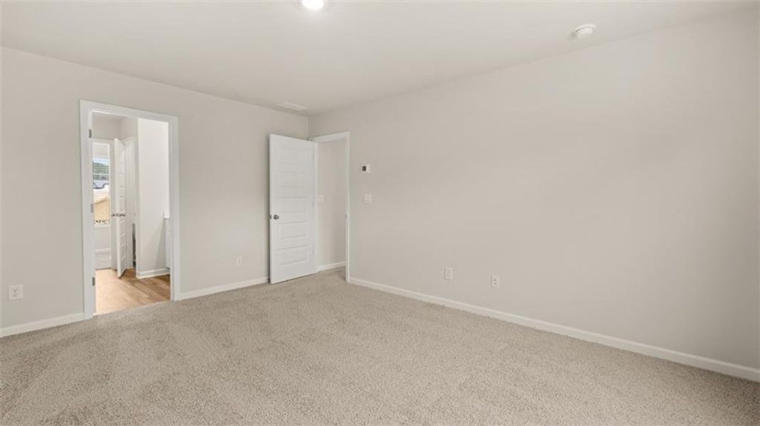 Spacious, unfurnished interior of a new home in Willowbrook, Winder (Image 30).