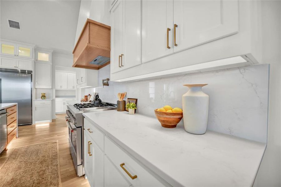 Furnished interior view inside a new home in , Aledo (Image 27).