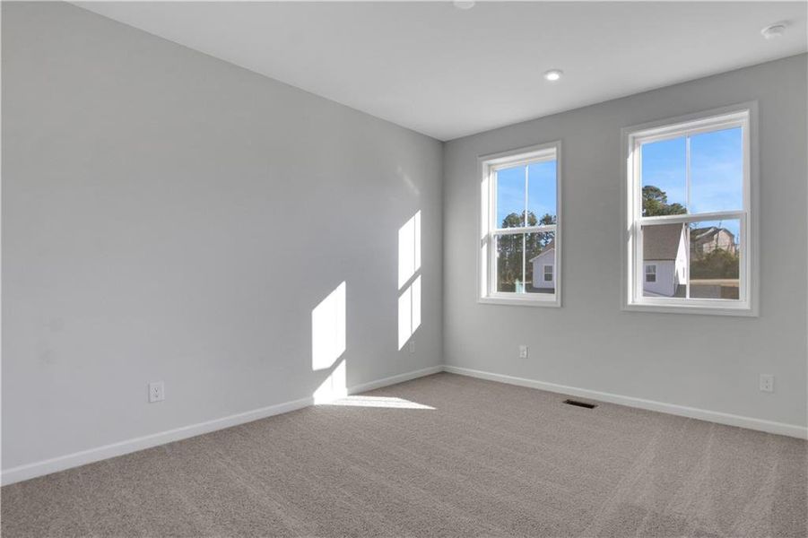 Spacious, unfurnished interior of a new home in Hillside Manor, Powder Springs (Image 27). Spacious, unfurnished interior of a new home in Hillside Manor, Powder Springs (Image 27).