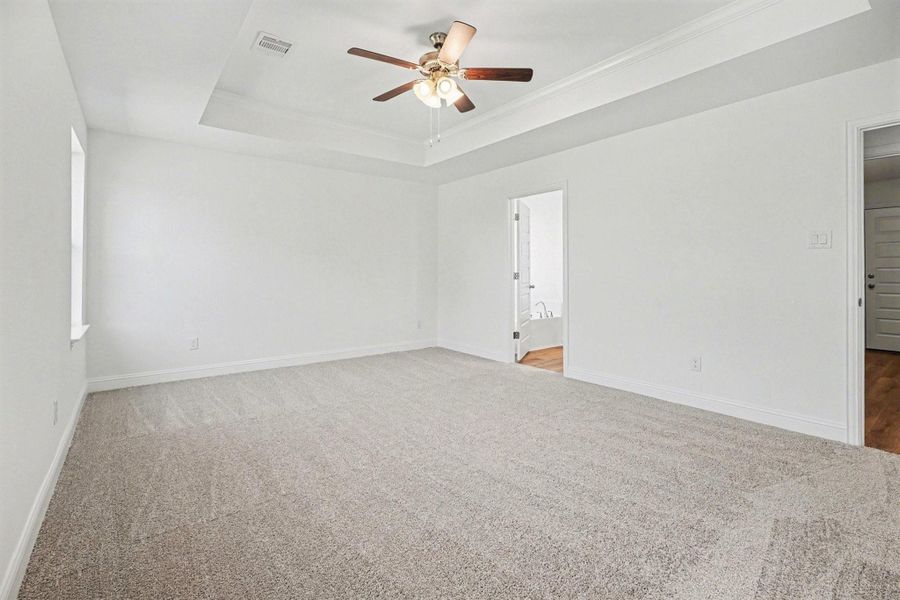 Spacious, unfurnished interior of a new home in , Angleton (Image 17). Spacious, unfurnished interior of a new home in , Angleton (Image 17).