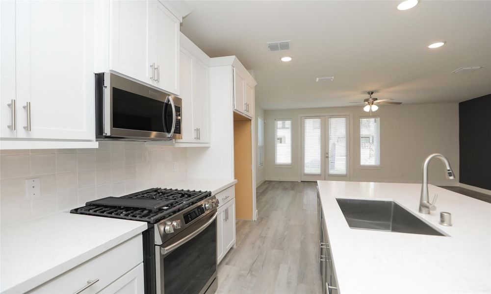 Furnished interior view inside a new home in Independence Heights, Houston (Image 11). Furnished interior view inside a new home in Independence Heights, Houston (Image 11).