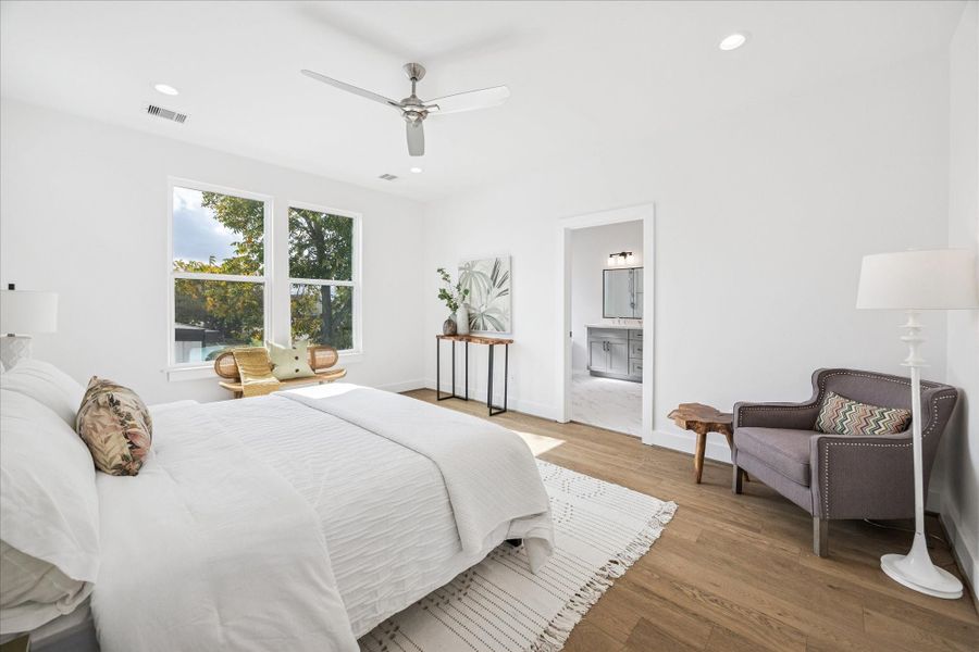 **Not of actual Home** Photos are of on-site model home reflecting finish level & finsihes**