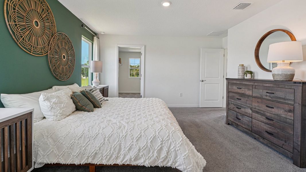 Representative furnished interior of a home built from the Elston by D.R. Horton in Avalon Woods, Newberry (Image 16).