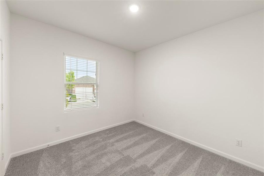 Spacious, unfurnished interior of a new home in Noble Ridge, Howe (Image 24).