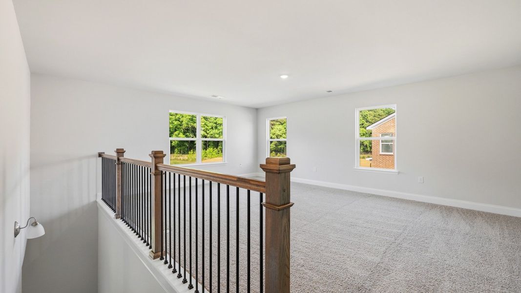 Spacious, unfurnished interior of a new home in Heritage Pointe, Senoia (Image 21).
