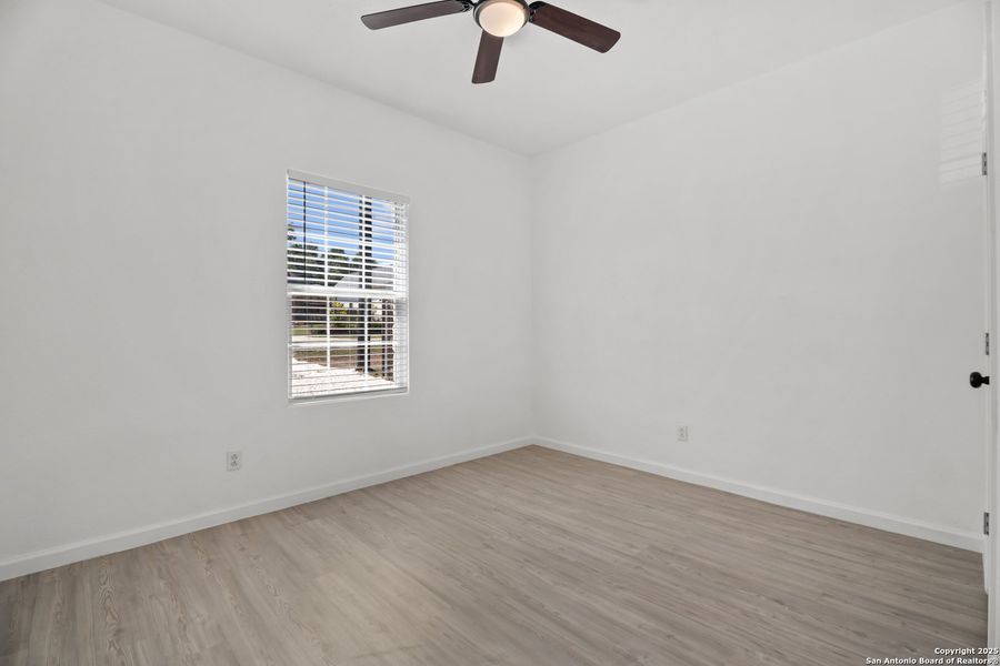 Spacious, unfurnished interior of a new home in , Canyon Lake (Image 15). Spacious, unfurnished interior of a new home in , Canyon Lake (Image 15).