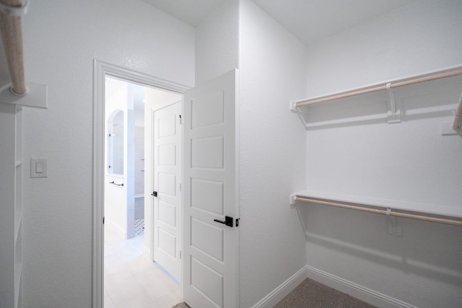 Spacious, unfurnished interior of a new home in Treeline, Justin (Image 13). Spacious, unfurnished interior of a new home in Treeline, Justin (Image 13).