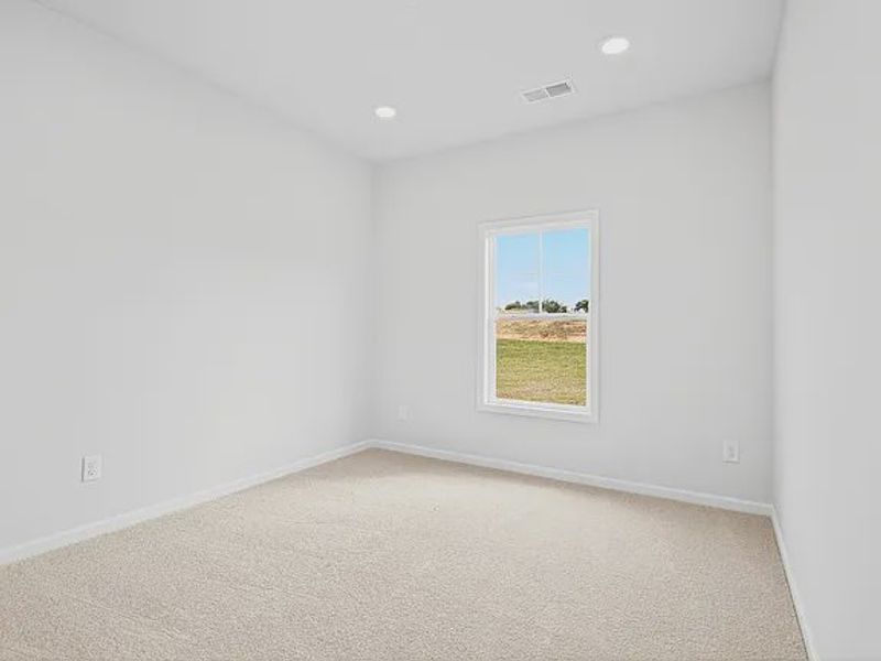 Spacious, unfurnished interior of a new home in Portrait Hills, Aiken (Image 8).