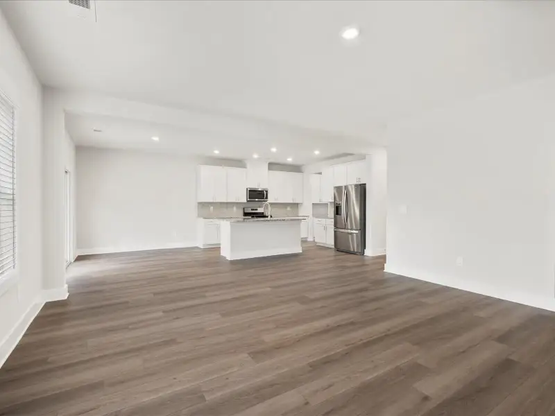 Spacious, unfurnished interior of a new home in Cedar Shoals - Signature Collection, Piedmont (Image 9).