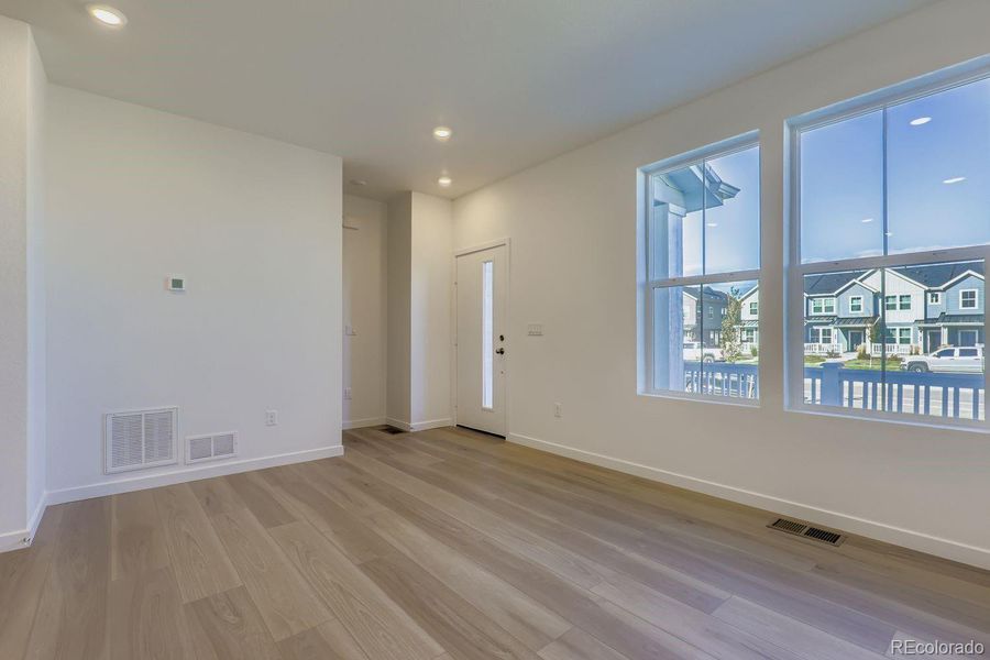 Spacious, unfurnished interior of a new home in , Watkins (Image 11).