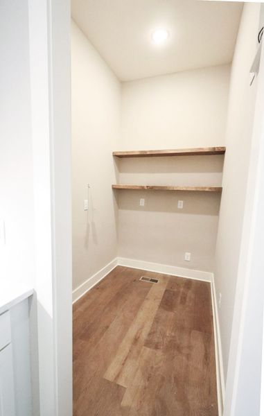 Spacious, unfurnished interior of a new home in Creekside, Cleveland (Image 42). Spacious, unfurnished interior of a new home in Creekside, Cleveland (Image 42).
