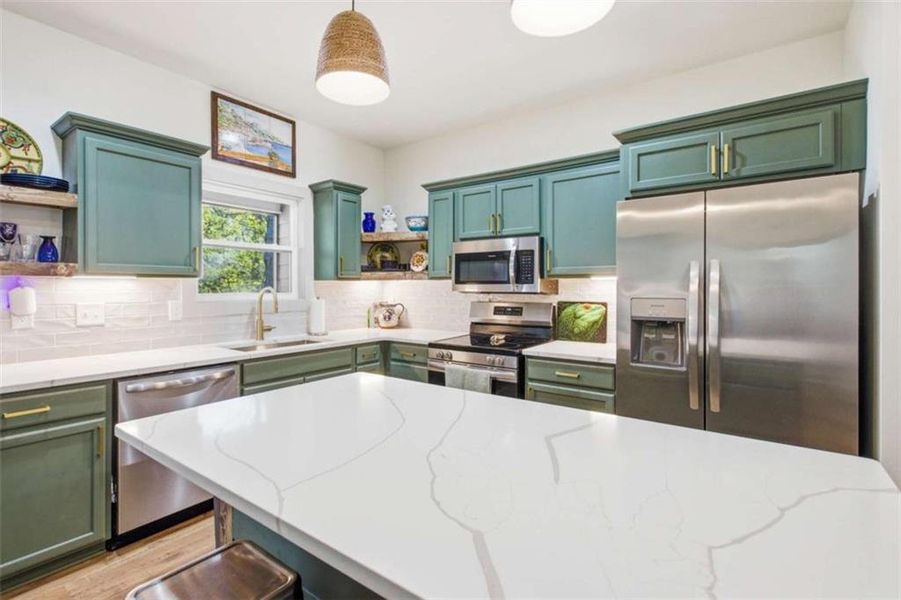 Furnished interior view inside a new home in , Clarkesville (Image 6).