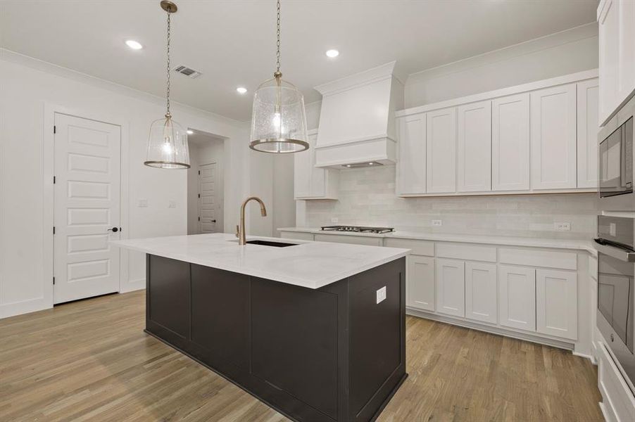 Furnished interior view inside a new home in Parks of Aledo, Aledo (Image 11). Furnished interior view inside a new home in Parks of Aledo, Aledo (Image 11).