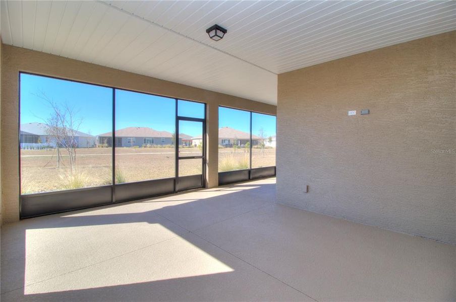 Exterior details and patio area of a home in , Ocala (Image 2). Exterior details and patio area of a home in , Ocala (Image 2).