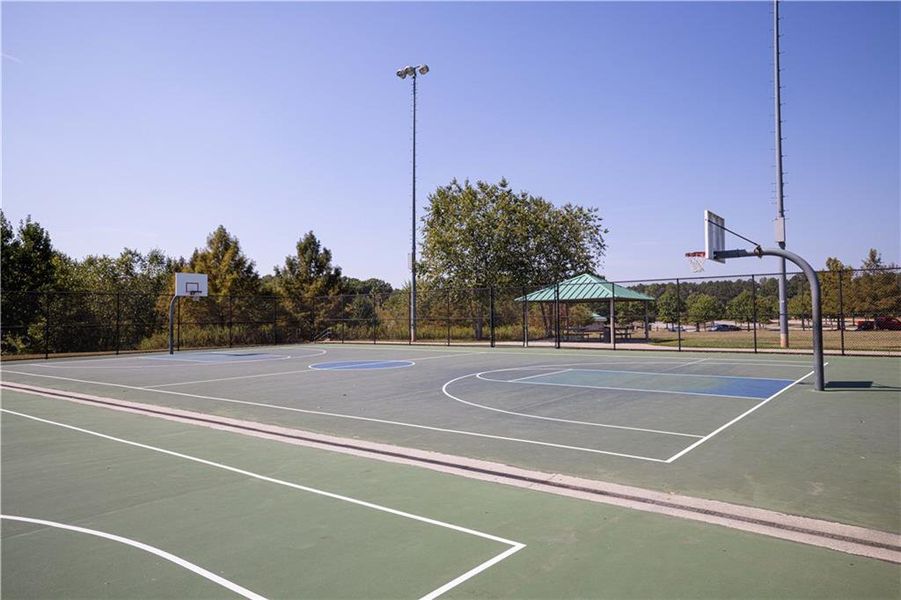 Community amenities in Rhodes Glen, Lawrenceville (Image 36).
