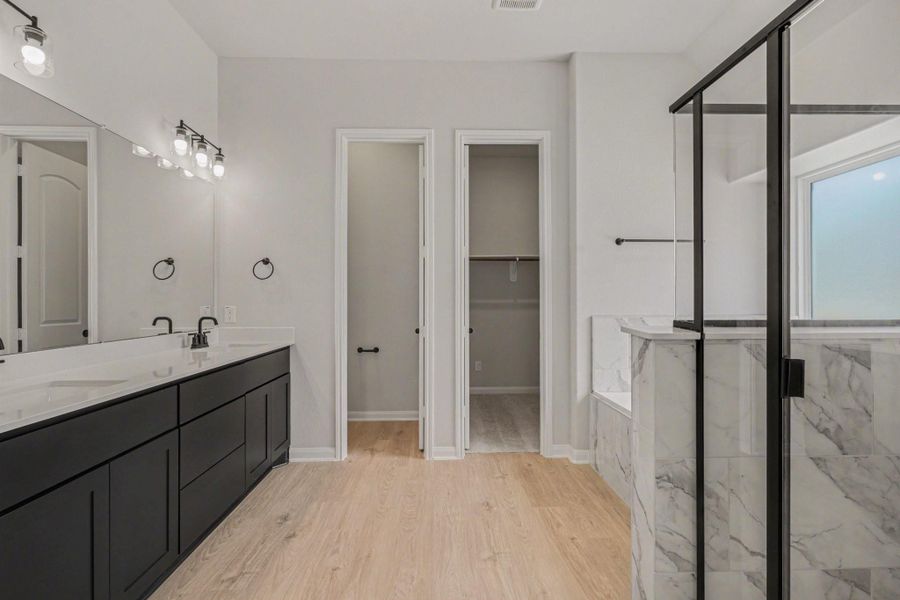 Furnished interior view inside a new home in Encino Estates, Dayton (Image 10).