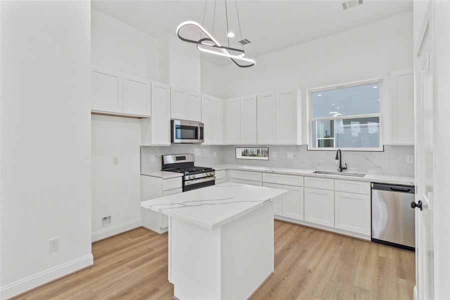 Furnished interior view inside a new home in , Houston (Image 8). Furnished interior view inside a new home in , Houston (Image 8).