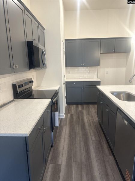 Furnished interior view inside a new home in Piney Woods Bluff, Columbia (Image 6). Furnished interior view inside a new home in Piney Woods Bluff, Columbia (Image 6).