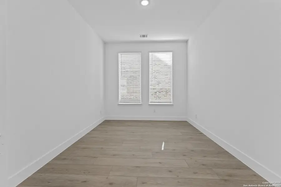 Spacious, unfurnished interior of a new home in , New Braunfels (Image 14).
