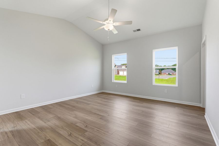 Spacious, unfurnished interior of a new home in Willowbrook, Shelby (Image 9). Spacious, unfurnished interior of a new home in Willowbrook, Shelby (Image 9).