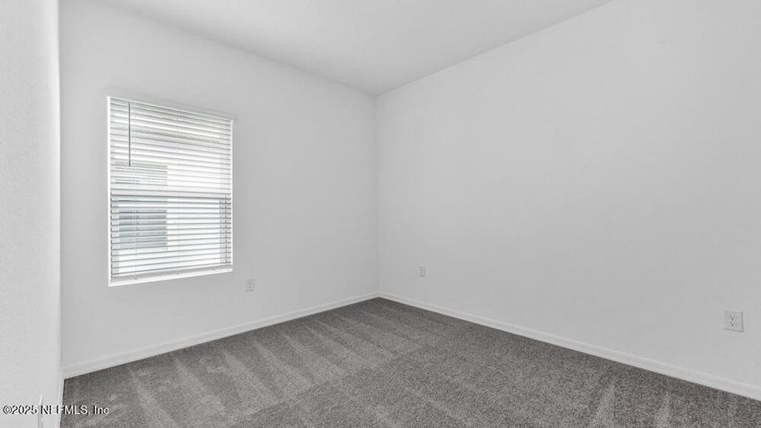 Spacious, unfurnished interior of a new home in Coopers Meadow, Jacksonville (Image 29).