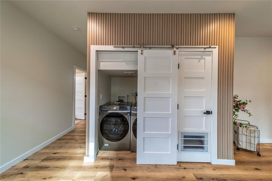 Furnished interior view inside a new home in , Dallas (Image 14).