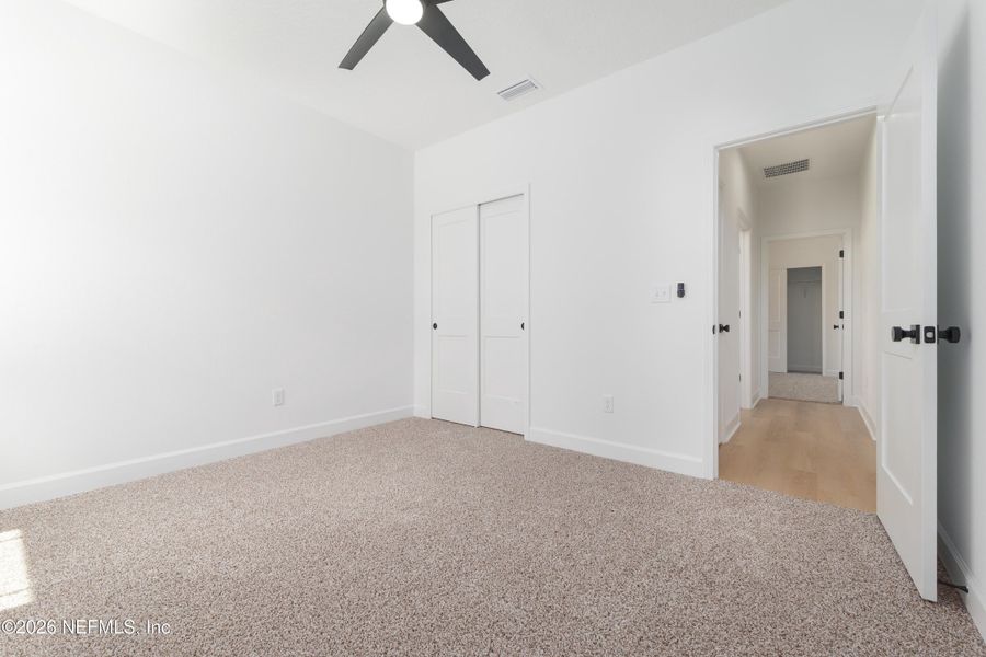 Spacious, unfurnished interior of a new home in , Sanderson (Image 13).